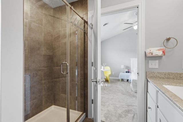 4465 W Slate Creek Drive, Bettendorf, IA 52722