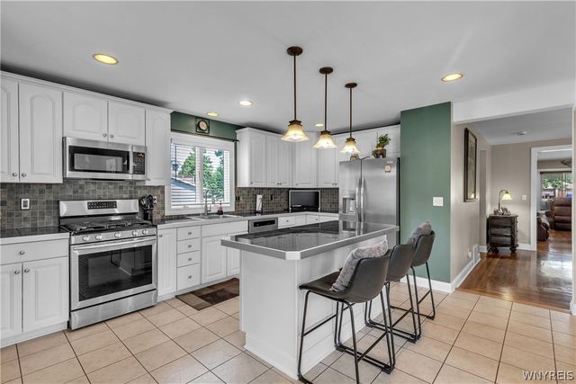 4367 Clinton Street, West Seneca, NY 14224