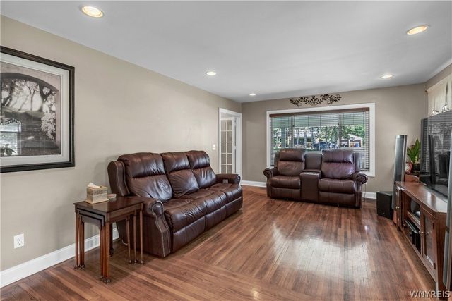 4367 Clinton Street, West Seneca, NY 14224