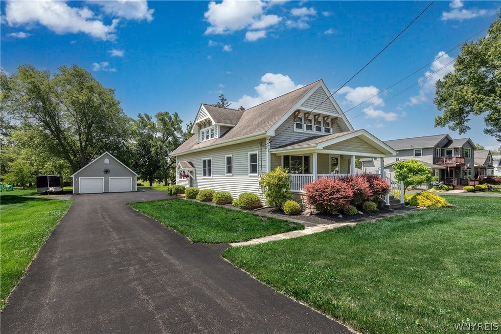 4367 Clinton Street, West Seneca, NY 14224