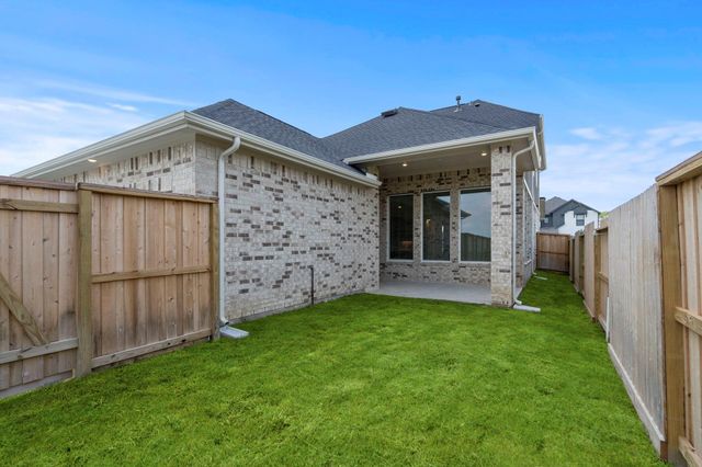 12102 Wild Bend Drive, Mont Belvieu, TX 77523