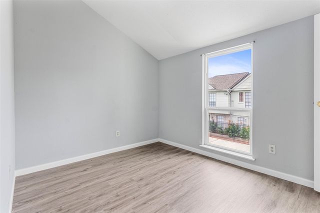 8657 Village Of Fondren Drive 8657, Houston, TX 77071