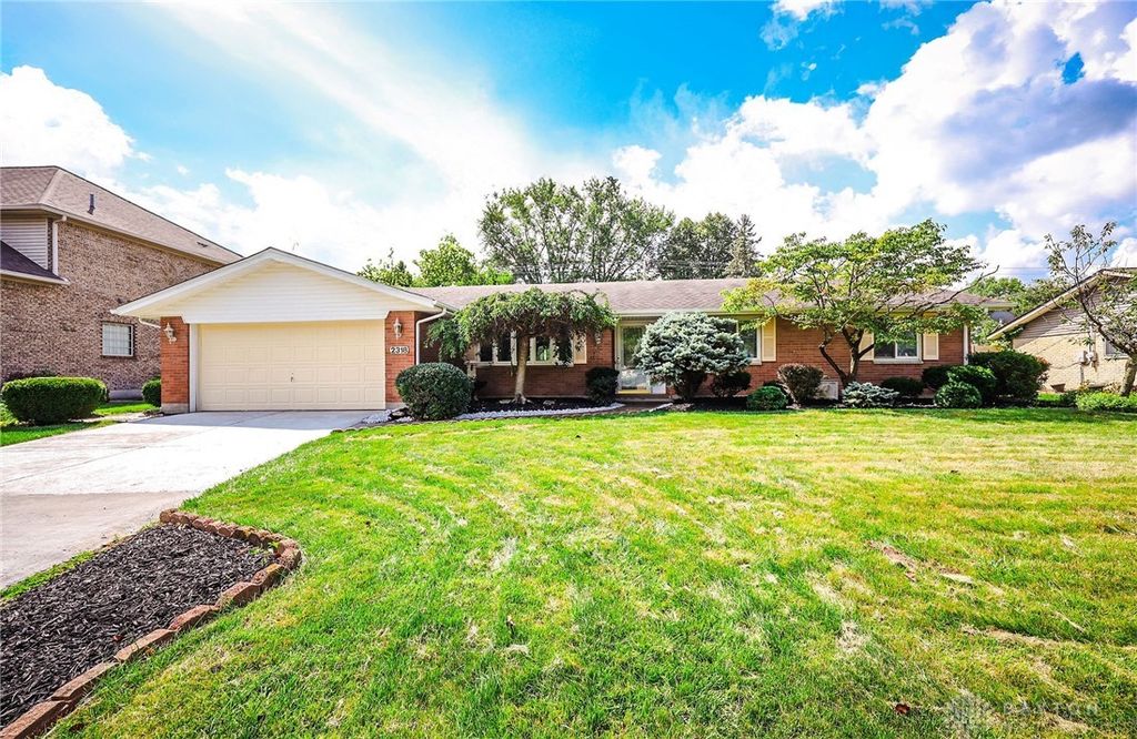 2318 E Rahn Road, Dayton, OH 45440
