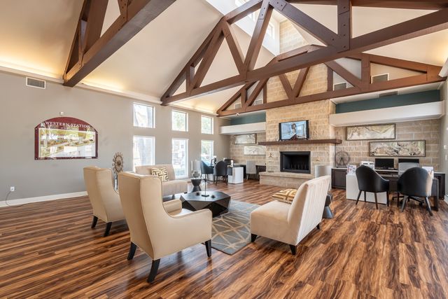 3391 WESTERN CENTER Boulevard, Fort Worth, TX 76137