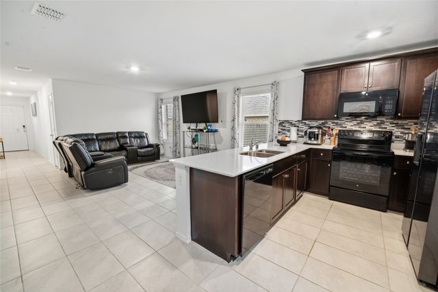 1408 Yachtclub Drive, Pelican Bay, TX 76020