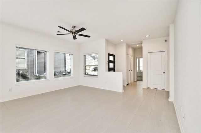 623 Silver Pear Ct, Montgomery, TX 77316