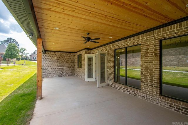 137 Arlington Park Terrace, Hot Springs, AR 71901