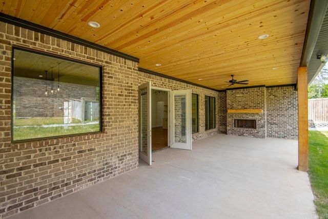 137 Arlington Park Terrace, Hot Springs, AR 71901