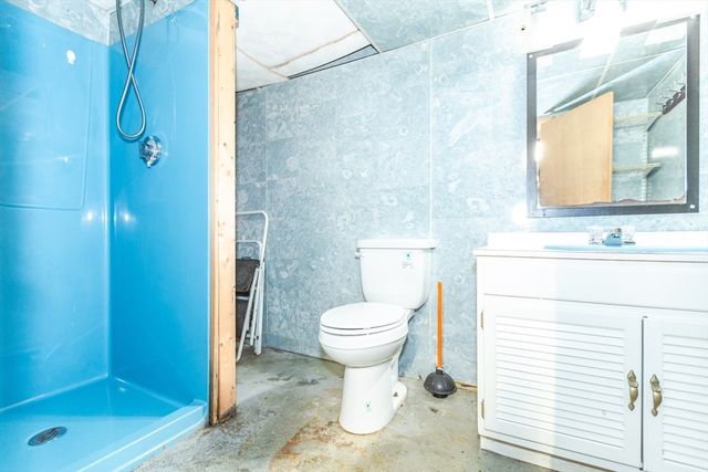 28 Mcdonnell Dr, Randolph, MA 02368