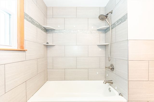 28 Mcdonnell Dr, Randolph, MA 02368