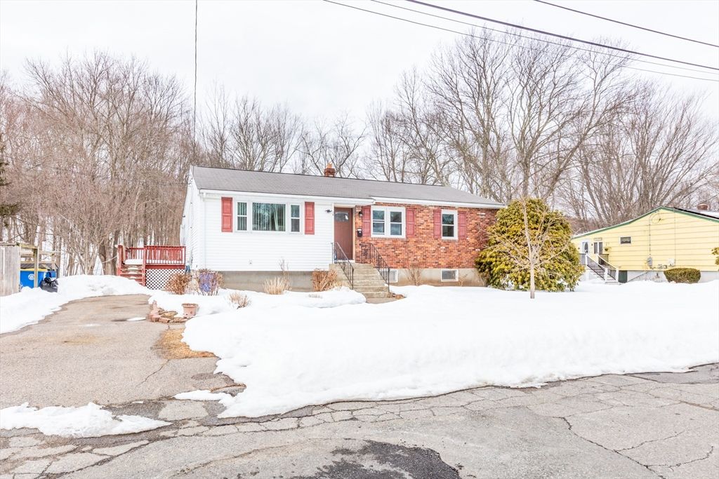 28 Mcdonnell Dr, Randolph, MA 02368