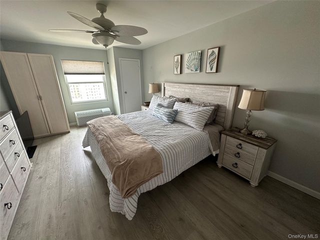 360 Shore Road 8H, Long Beach, NY 11561