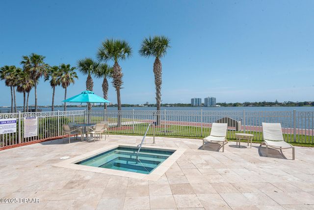 241 Riverside Dr Unit 1209, Holly Hill, FL 32117