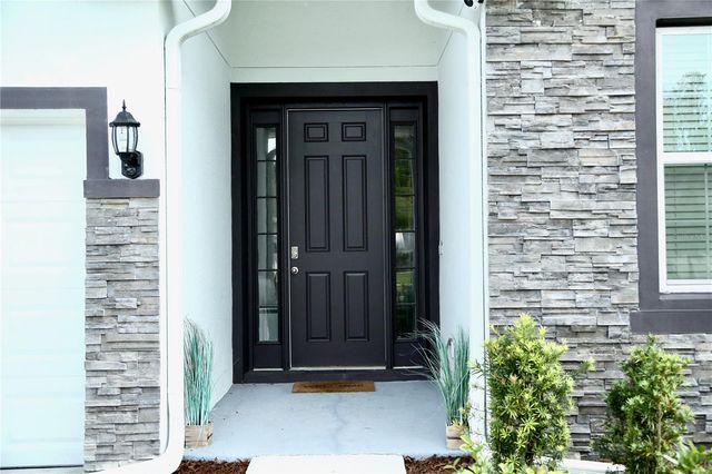 1160 BERING ROAD, Wesley Chapel, FL 33543