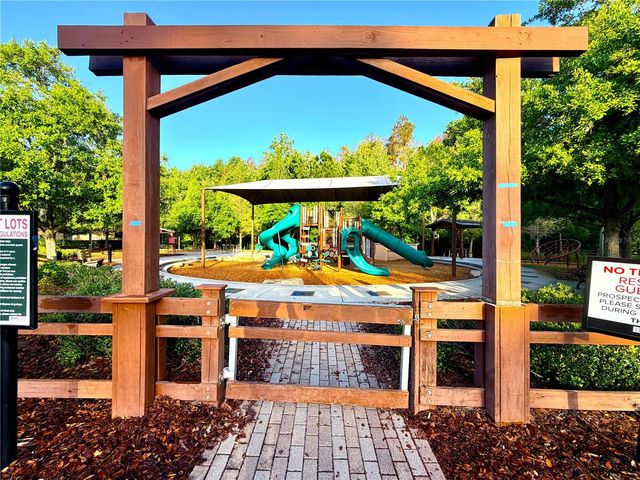 1160 BERING ROAD, Wesley Chapel, FL 33543