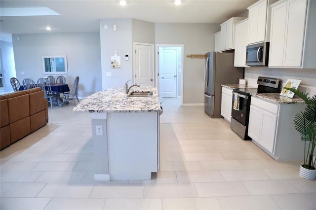 1160 BERING ROAD, Wesley Chapel, FL 33543