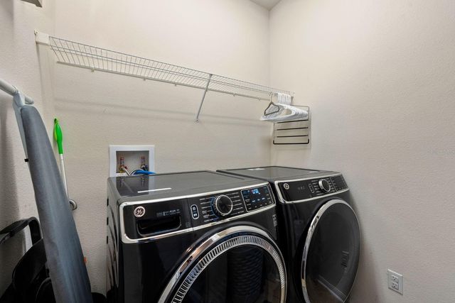 7029 DOWLING MILL CIRCLE, Tampa, FL 33625