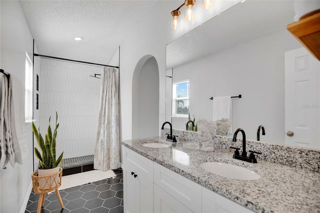 128 CARMEL BAY DRIVE, Sanford, FL 32771