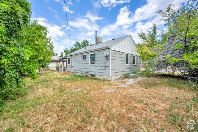 1067 W SIGNORA DR, Salt Lake City, UT 84116