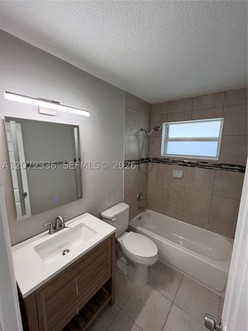 1015 W Las Olas Blvd 1, Fort Lauderdale, FL 33312