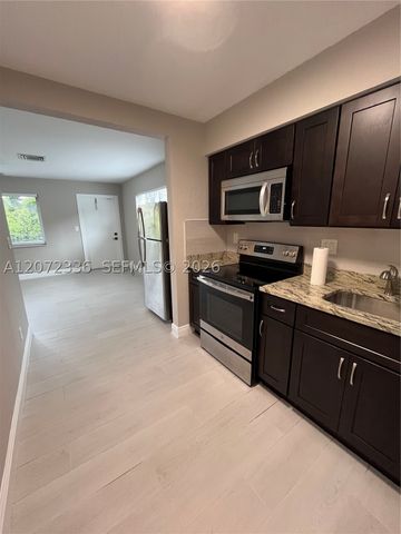 1015 W Las Olas Blvd 1, Fort Lauderdale, FL 33312