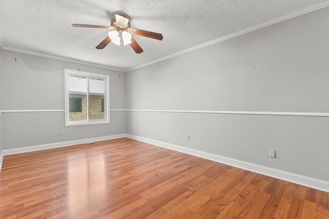 4521 Cedar Lake Road S, Saint Louis Park, MN 55416