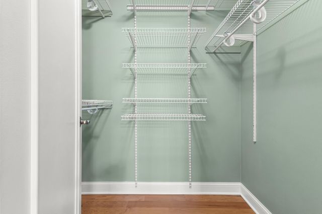 4521 Cedar Lake Road S, Saint Louis Park, MN 55416