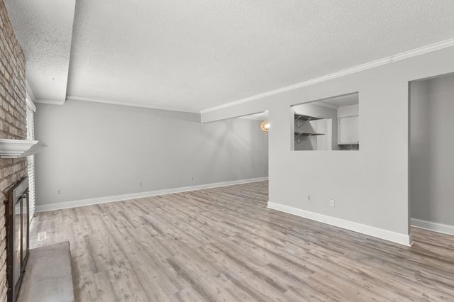 4521 Cedar Lake Road S, Saint Louis Park, MN 55416