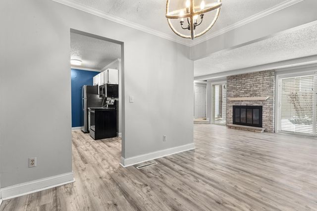 4521 Cedar Lake Road S, Saint Louis Park, MN 55416