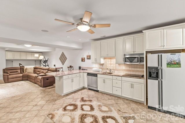 14509 Greenpoint Lane, Huntersville, NC 28078