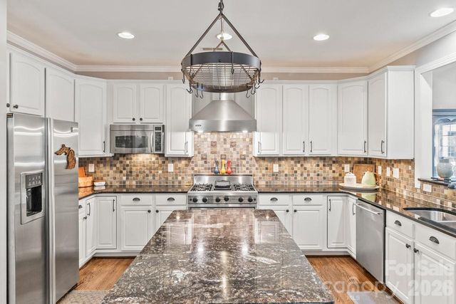 14509 Greenpoint Lane, Huntersville, NC 28078