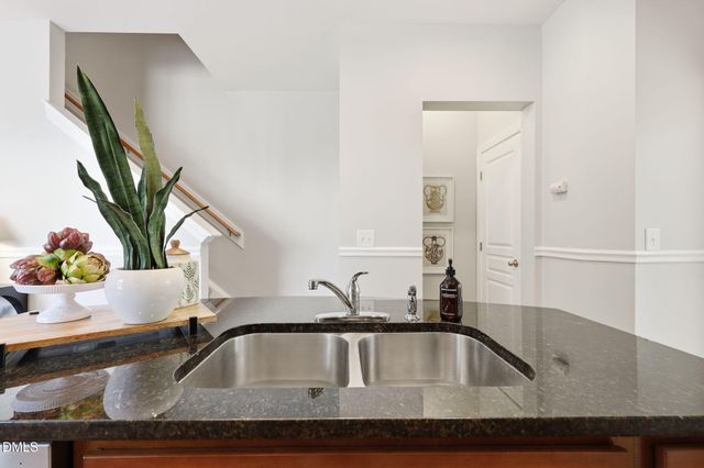 8785 Cypress Grove Run, Raleigh, NC 27612