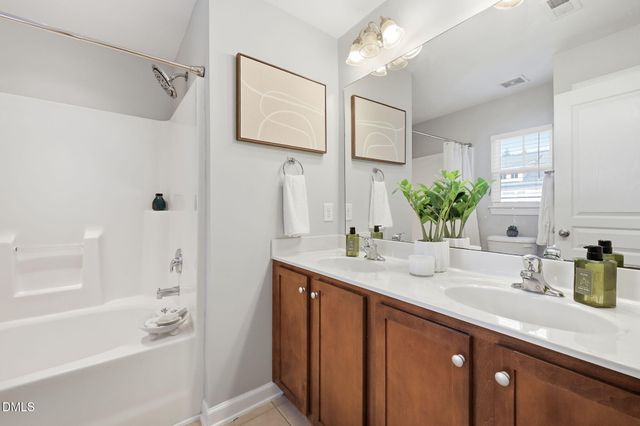 8785 Cypress Grove Run, Raleigh, NC 27612