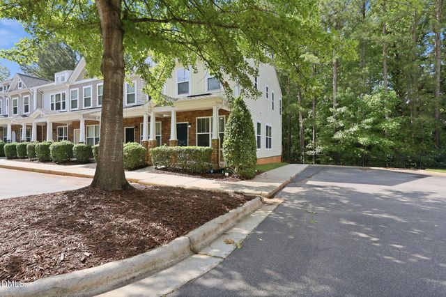 8785 Cypress Grove Run, Raleigh, NC 27612