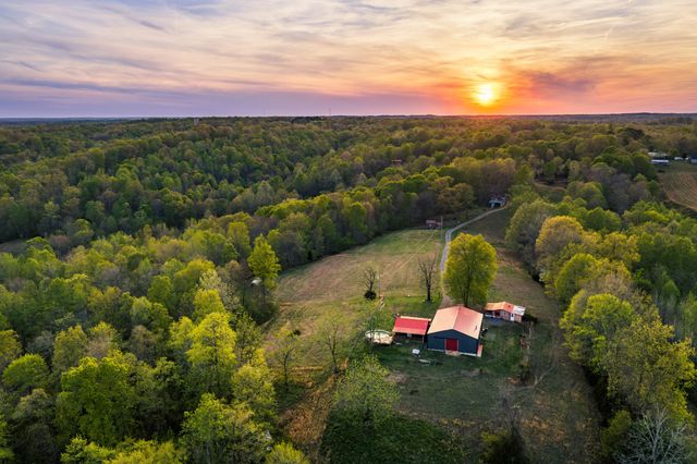 4231 Lylewood Rd, Indian Mound, TN 37079