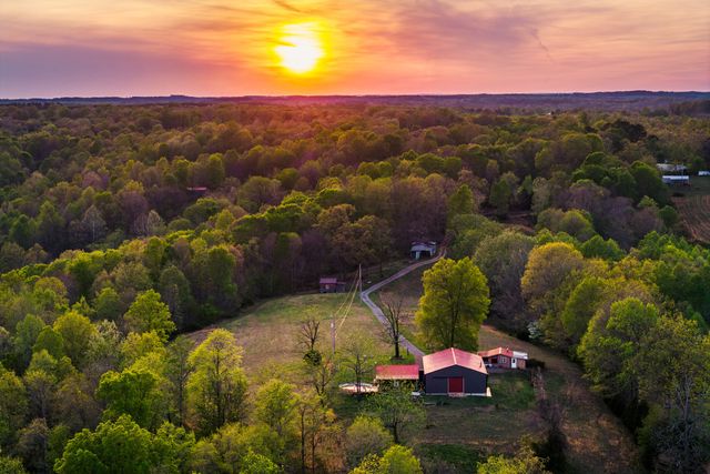 4231 Lylewood Rd, Indian Mound, TN 37079