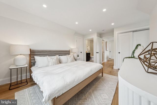 507 S ADAMS ST, Arlington, VA 22204