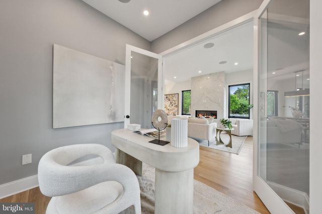 507 S ADAMS ST, Arlington, VA 22204