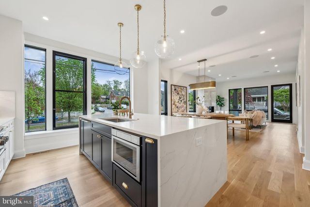 507 S ADAMS ST, Arlington, VA 22204