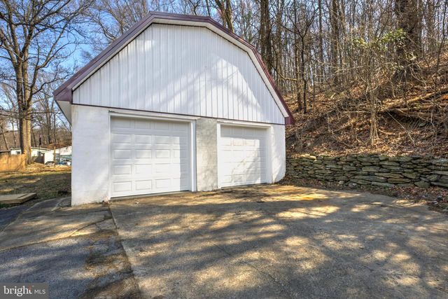 1629 GOOSETOWN RD, Coatesville, PA 19320