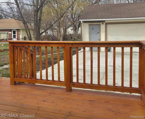 13849 Leonard Avenue, Warren, MI 48089
