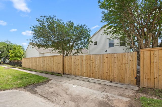 945 Dorothy Street, Houston, TX 77008