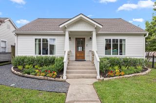 945 Dorothy Street, Houston, TX 77008