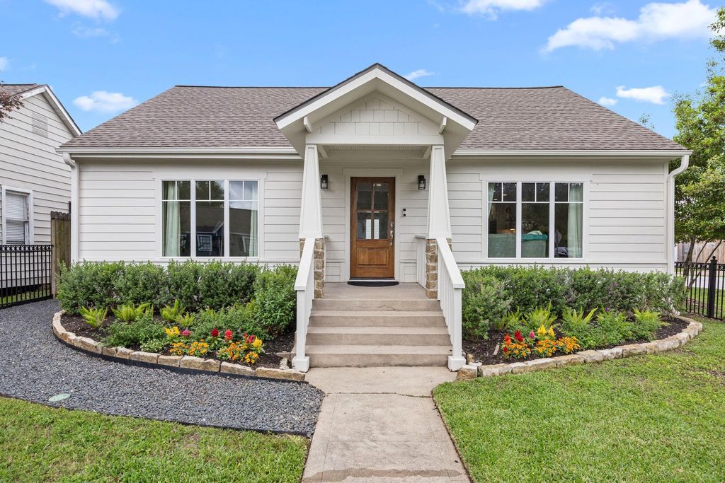 945 Dorothy Street, Houston, TX 77008