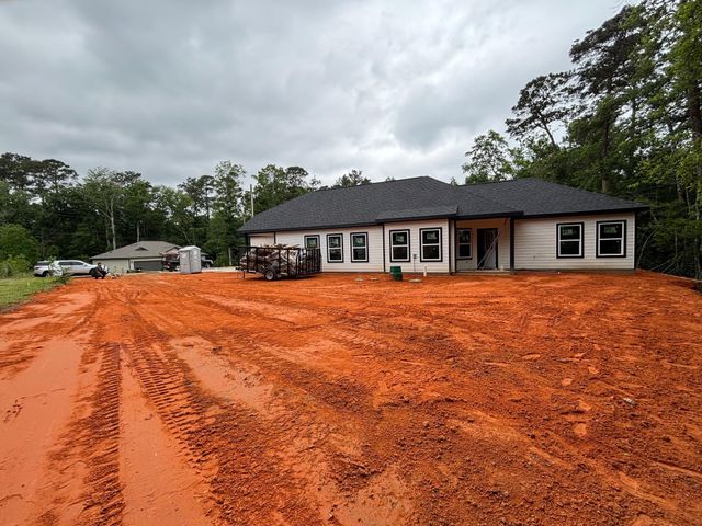 114 Indian Creek Street, Willis, TX 77378