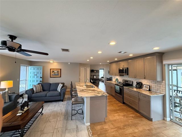 22497 GLEN AVENUE, Punta Gorda, FL 33980