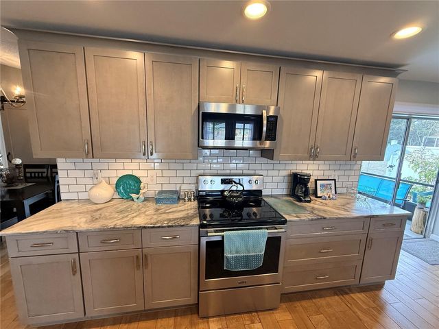 22497 GLEN AVENUE, Punta Gorda, FL 33980