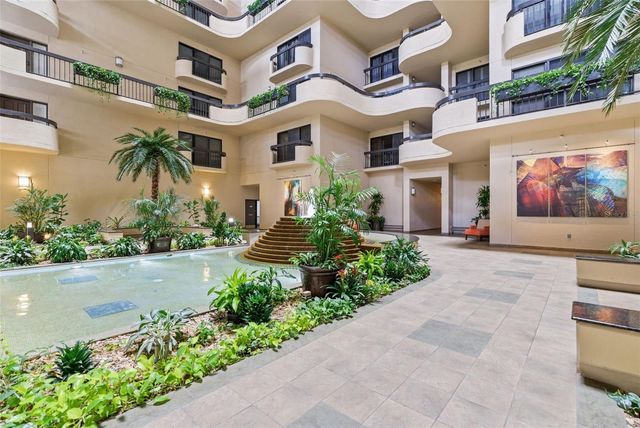 2413 BAYSHORE BOULEVARD 1004, Tampa, FL 33629