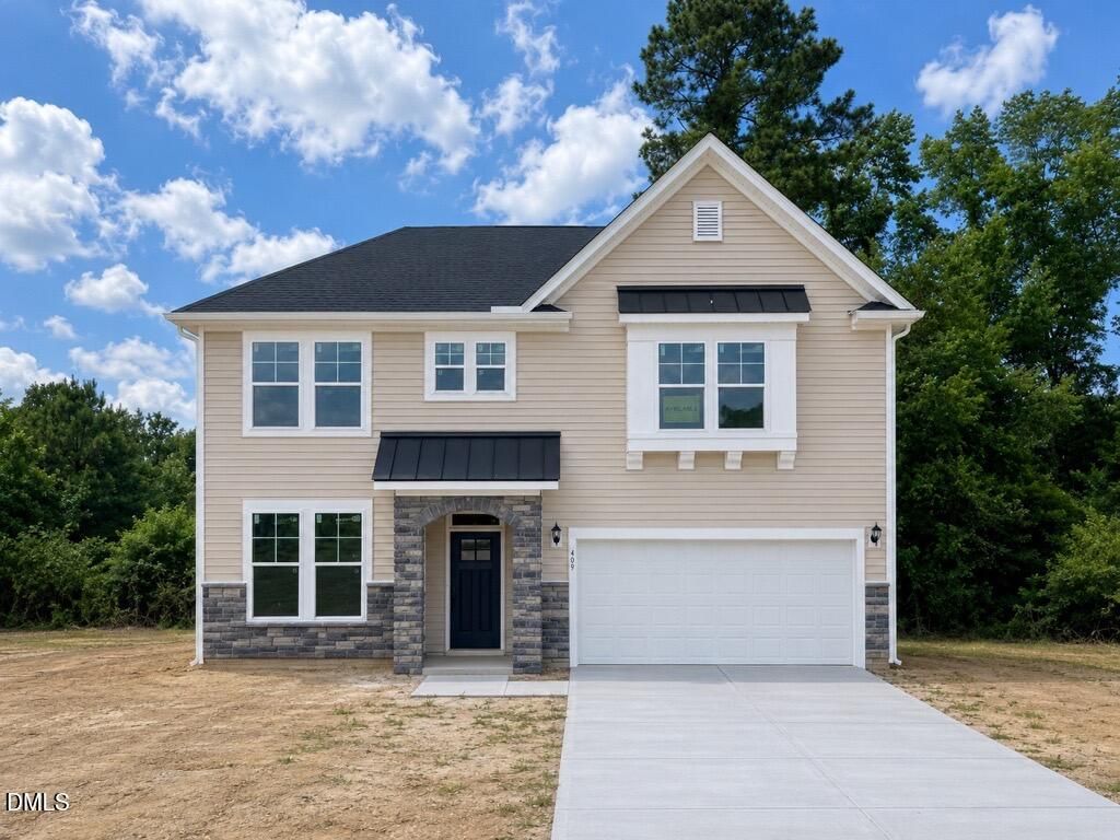 409 Pecan Valley Way, Four Oaks, NC 27524