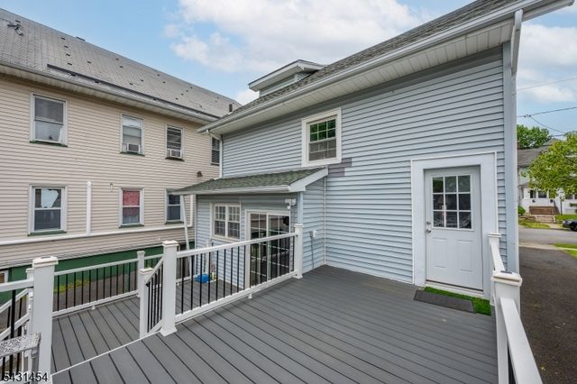 147 Clinton Ave, Clifton City, NJ 07011